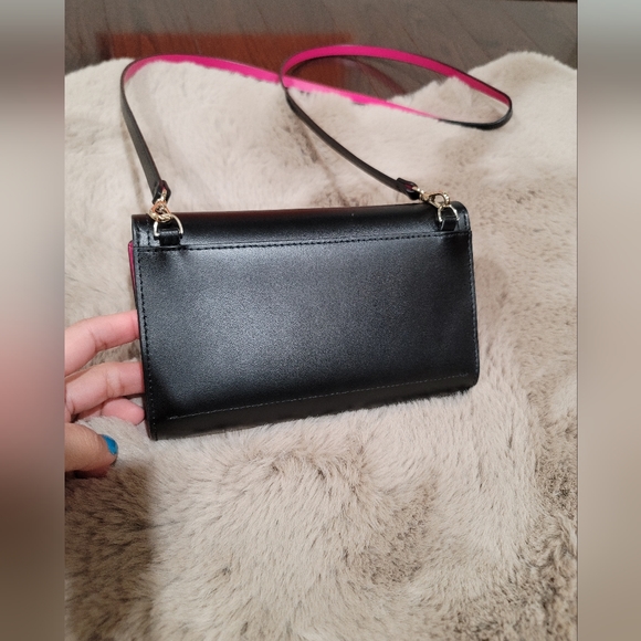 Kate Spade Wallet / Sling - Picture 4 of 8